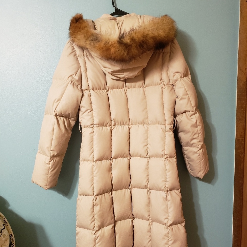 Vintage down Cabelas tan winter coat